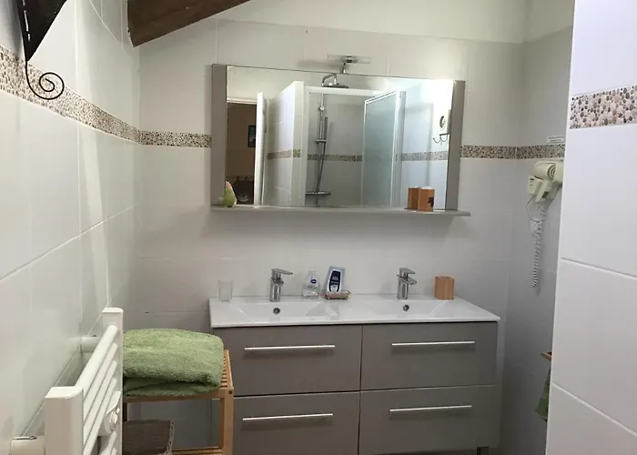 D'hotes Maison Des 5 Fleurs Bed & Breakfast Heugas